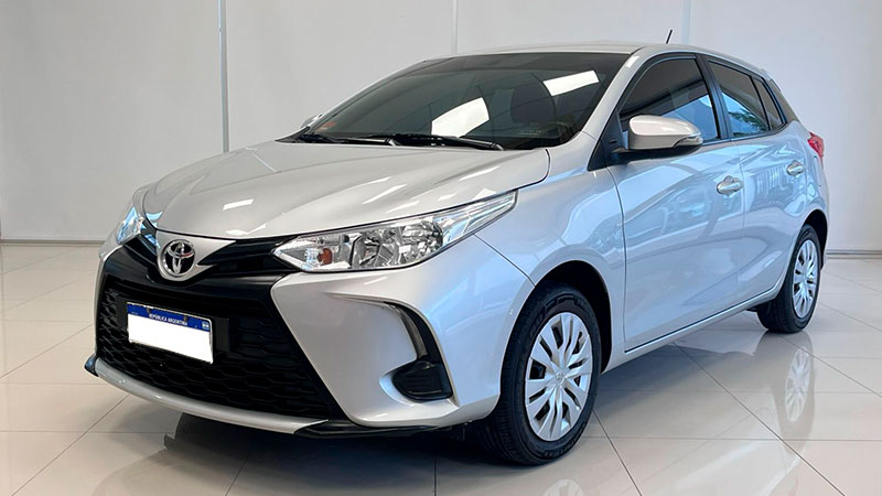 YARIS XS 1,5 6M/T 5P. AÑO: 2022 KM: 111.943 COLOR: GRIS PLATA