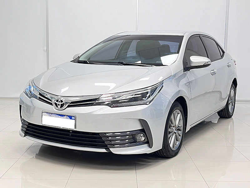 COROLLA XEI 1.8 CVT AÑO: 2018 KM: 113.100 COLOR: GRIS PLATA